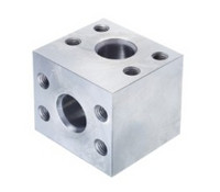SAE 90° L Block